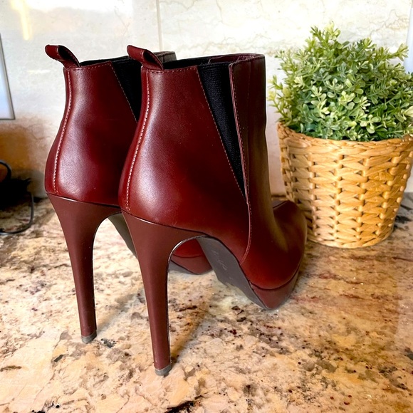 Charles & Keith High Heel Boots - Picture 5 of 6